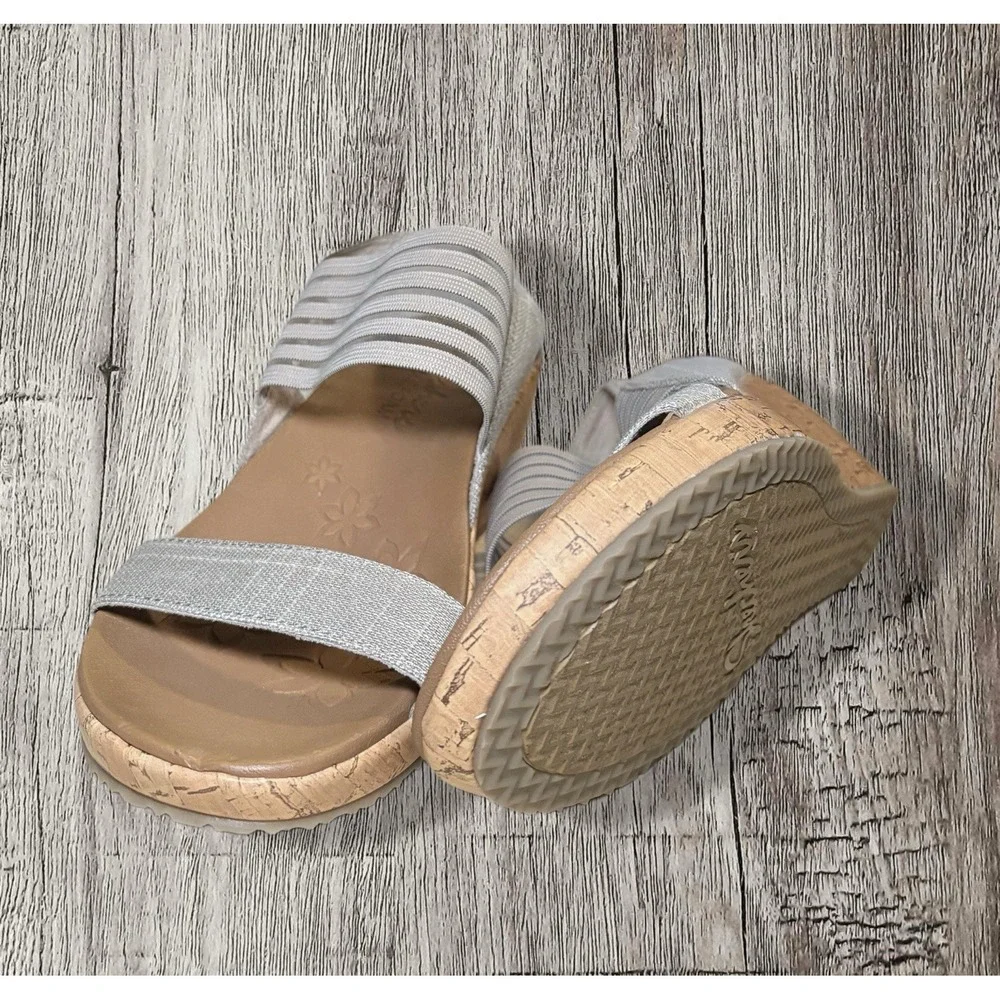 Skechers Brie Luxe Foam Womens 8 Glittery Taupe Slingback Platform Wedge Sandals